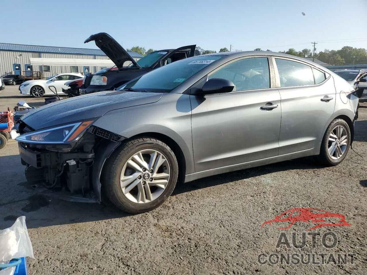 HYUNDAI ELANTRA 2019 - 5NPD84LF5KH427228