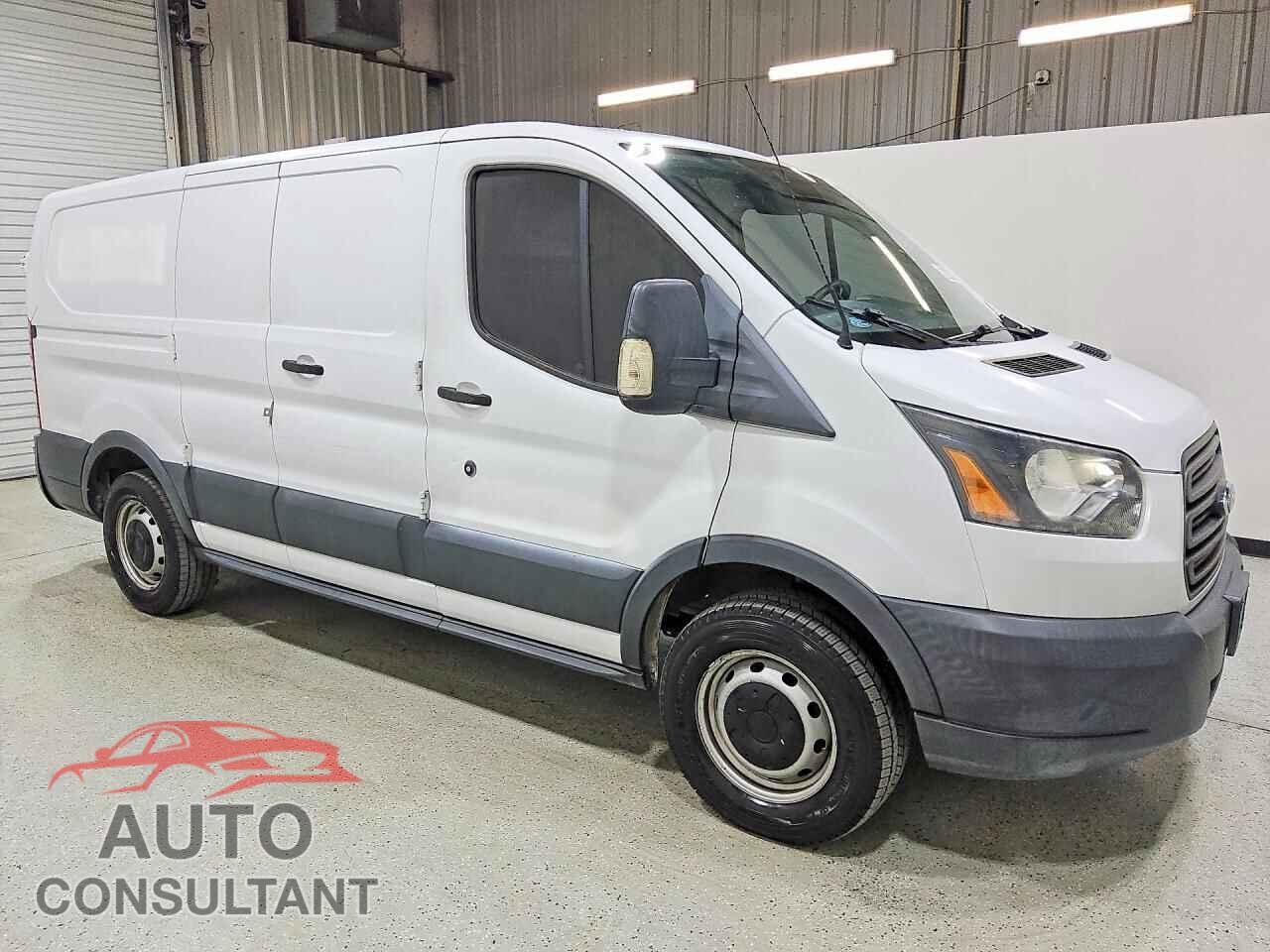 FORD TRANSIT 2018 - 1FTYE1ZMXJKB36612
