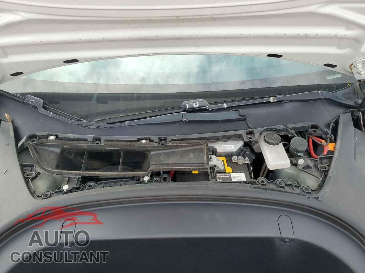 TESLA MODEL 3 2018 - 5YJ3E1EB0JF094804
