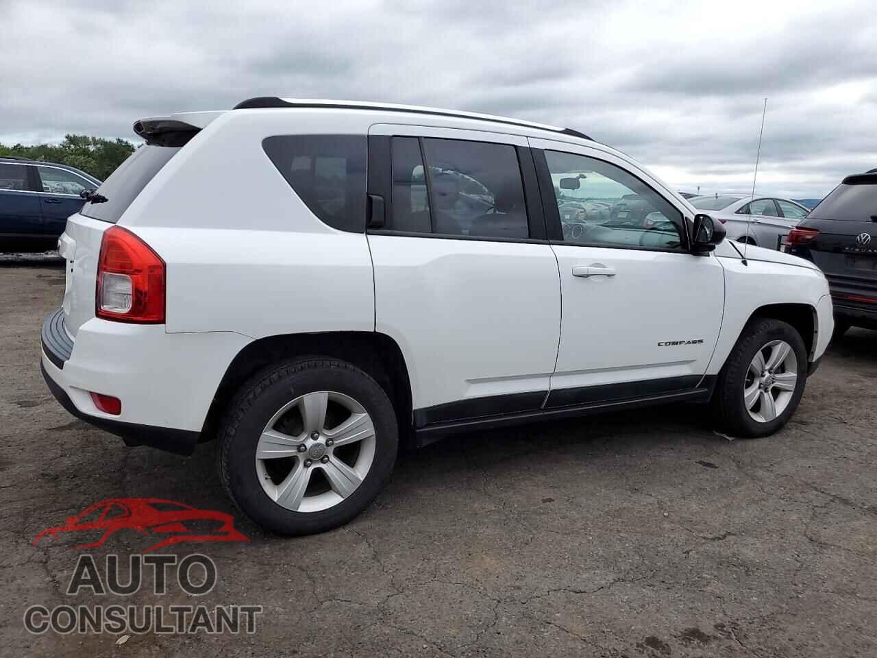 JEEP COMPASS 2011 - 1J4NF1FB2BD215582