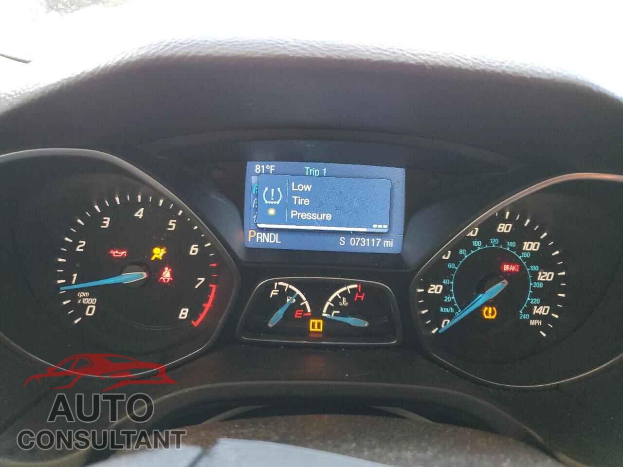 FORD FOCUS 2014 - 1FADP3K2XEL149377