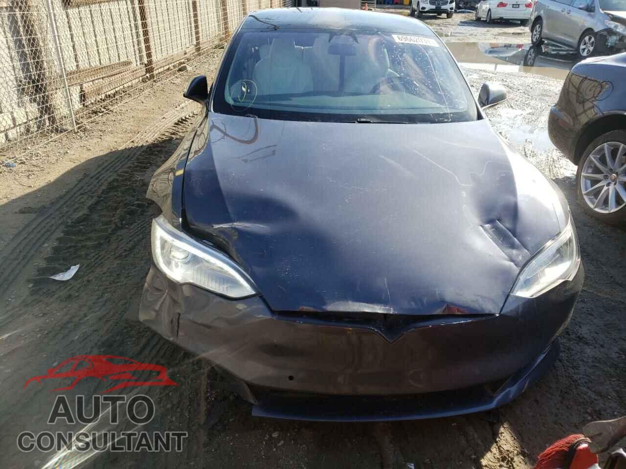 TESLA MODEL S 2018 - 5YJSA1E21JF291312