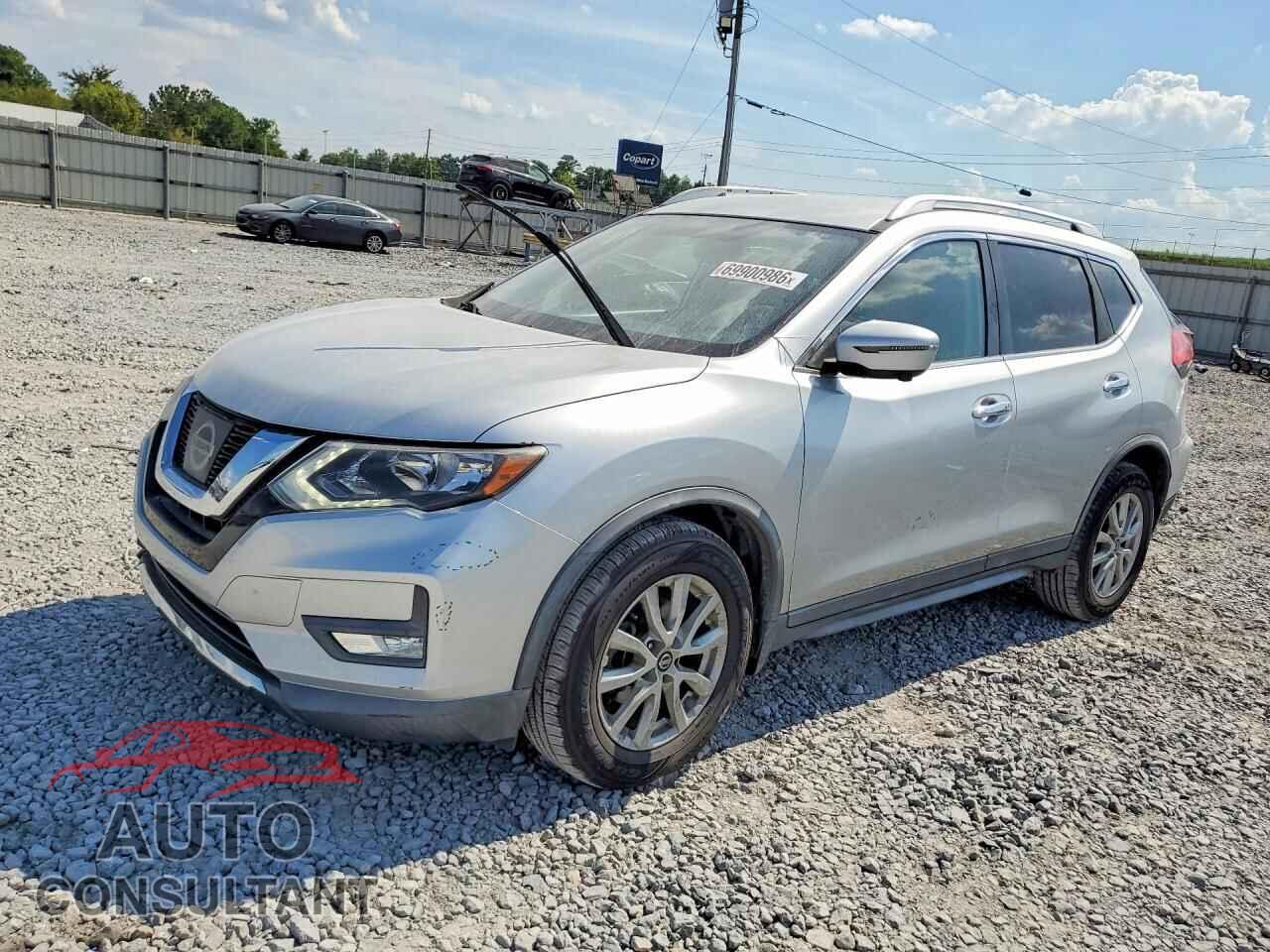 NISSAN ROGUE 2017 - KNMAT2MT3HP609209