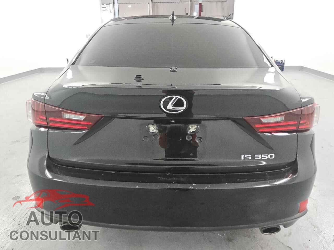 LEXUS IS 2014 - JTHBE1D20E5003372