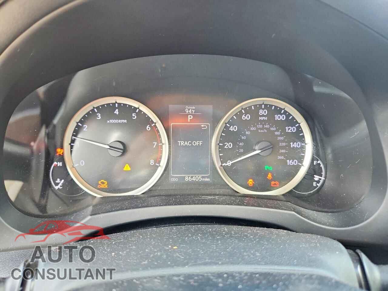 LEXUS IS 2016 - JTHBA1D24G5015166