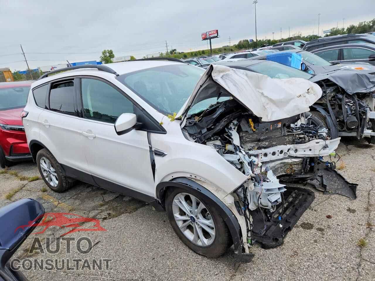 FORD ESCAPE 2018 - 1FMCU0HD9JUB27487