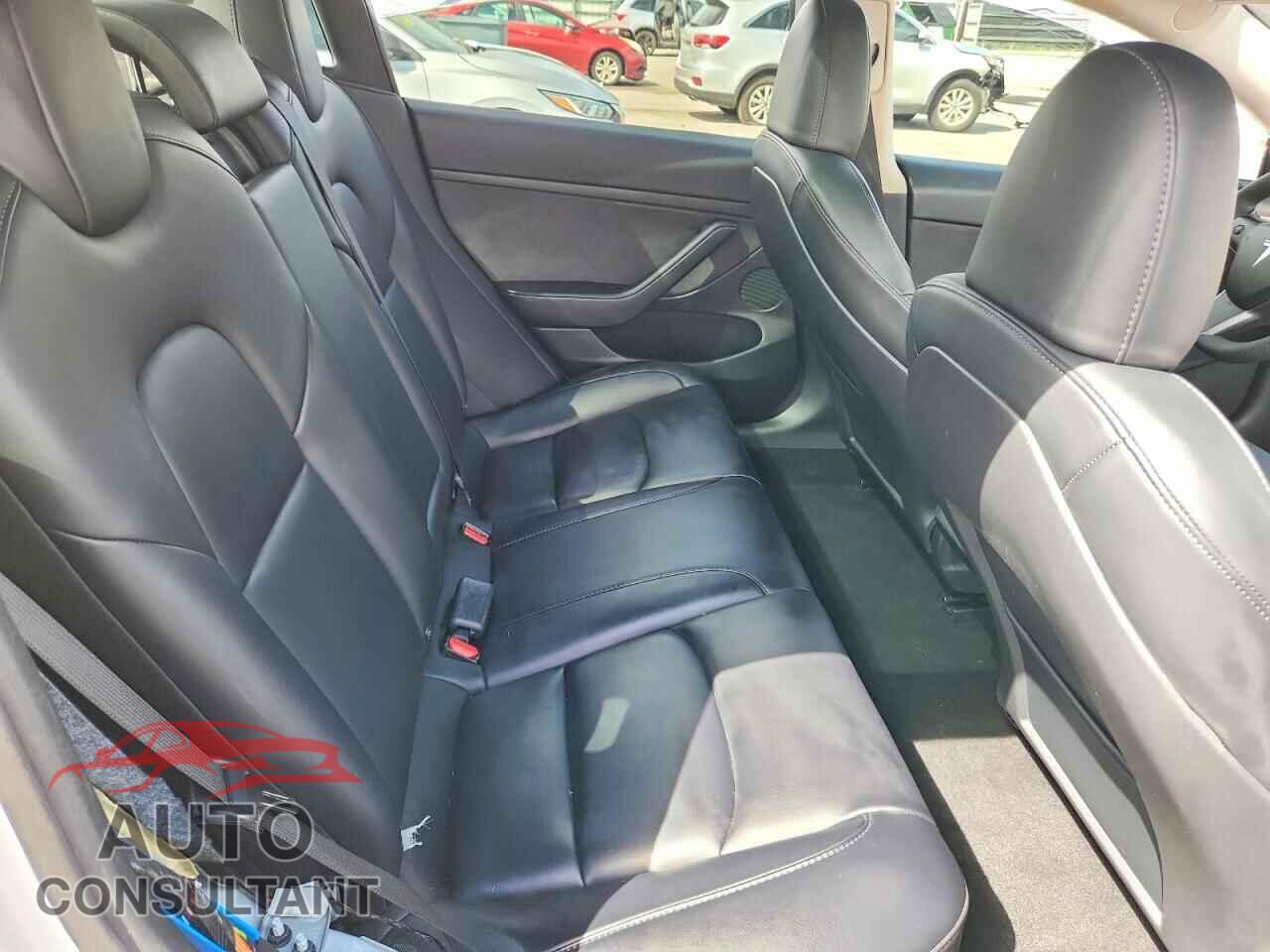 TESLA MODEL 3 2023 - 5YJ3E1EA6PF562017