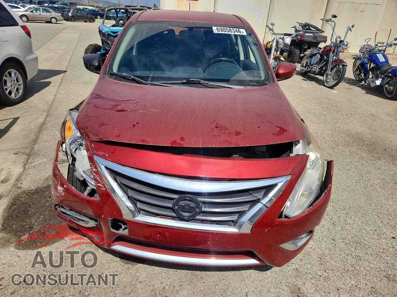 NISSAN VERSA 2017 - 3N1CN7AP3HL804037