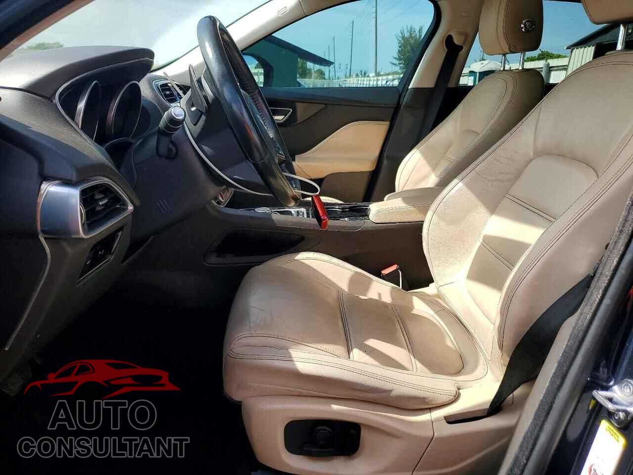 JAGUAR F-PACE 2017 - SADCK2BV7HA895072