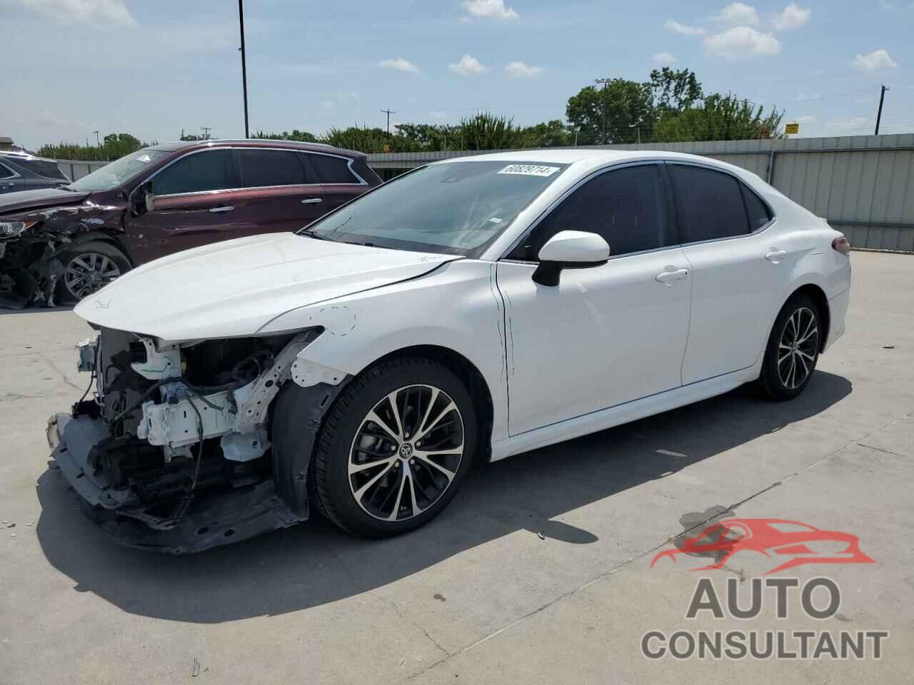 TOYOTA CAMRY 2019 - 4T1B11HK2KU755661