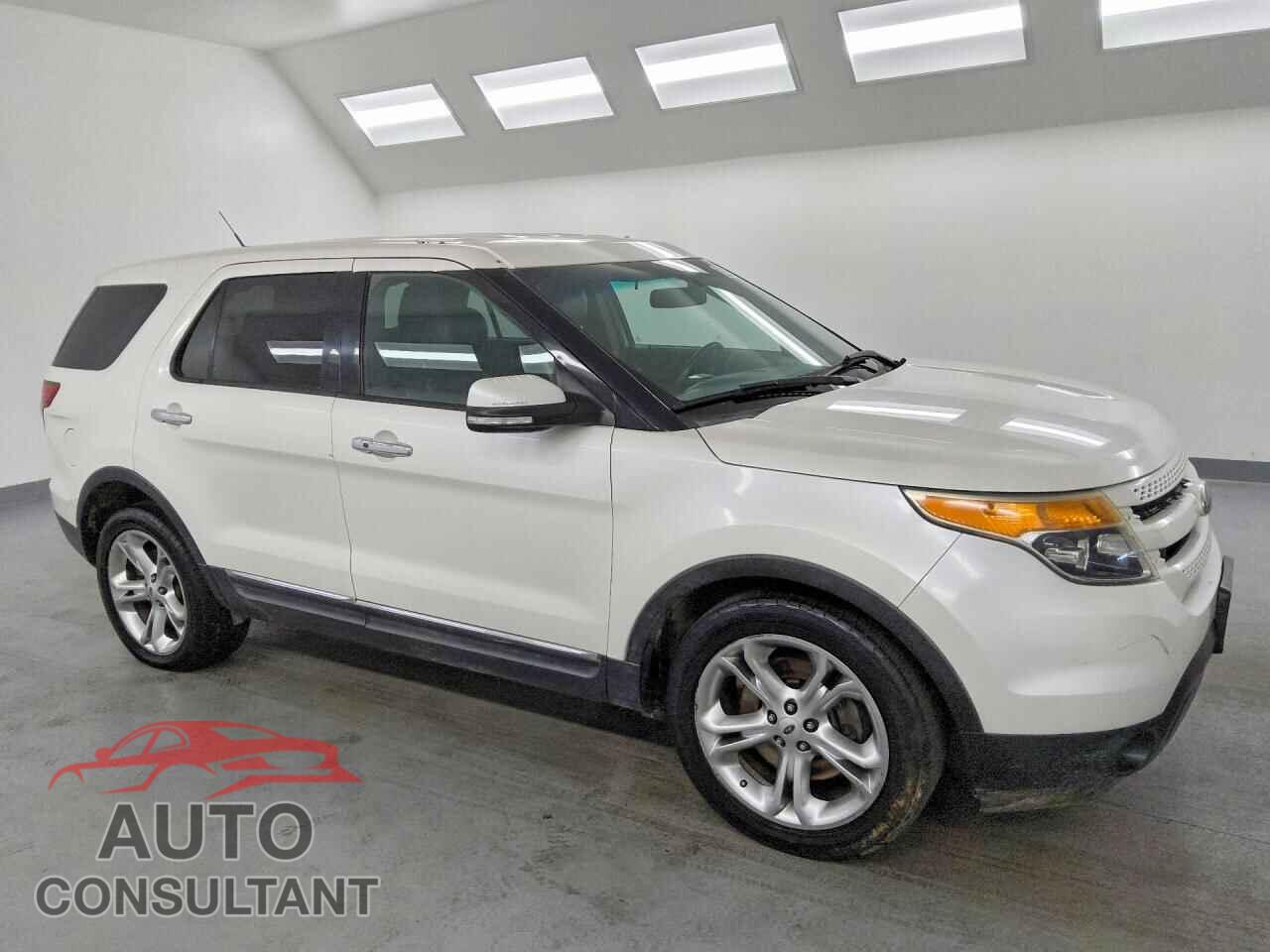 FORD EXPLORER 2015 - 1FM5K7F86FGA70877