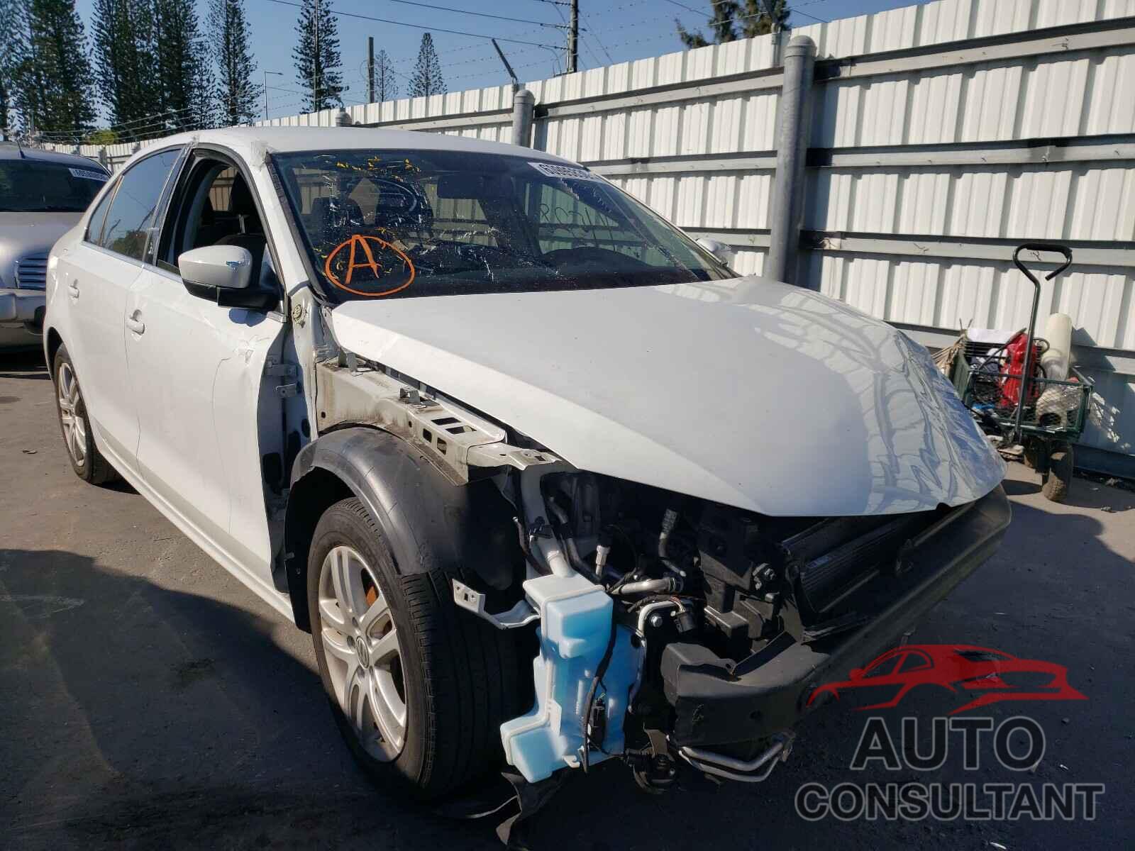 VOLKSWAGEN JETTA 2017 - 3VW2B7AJ5HM242209