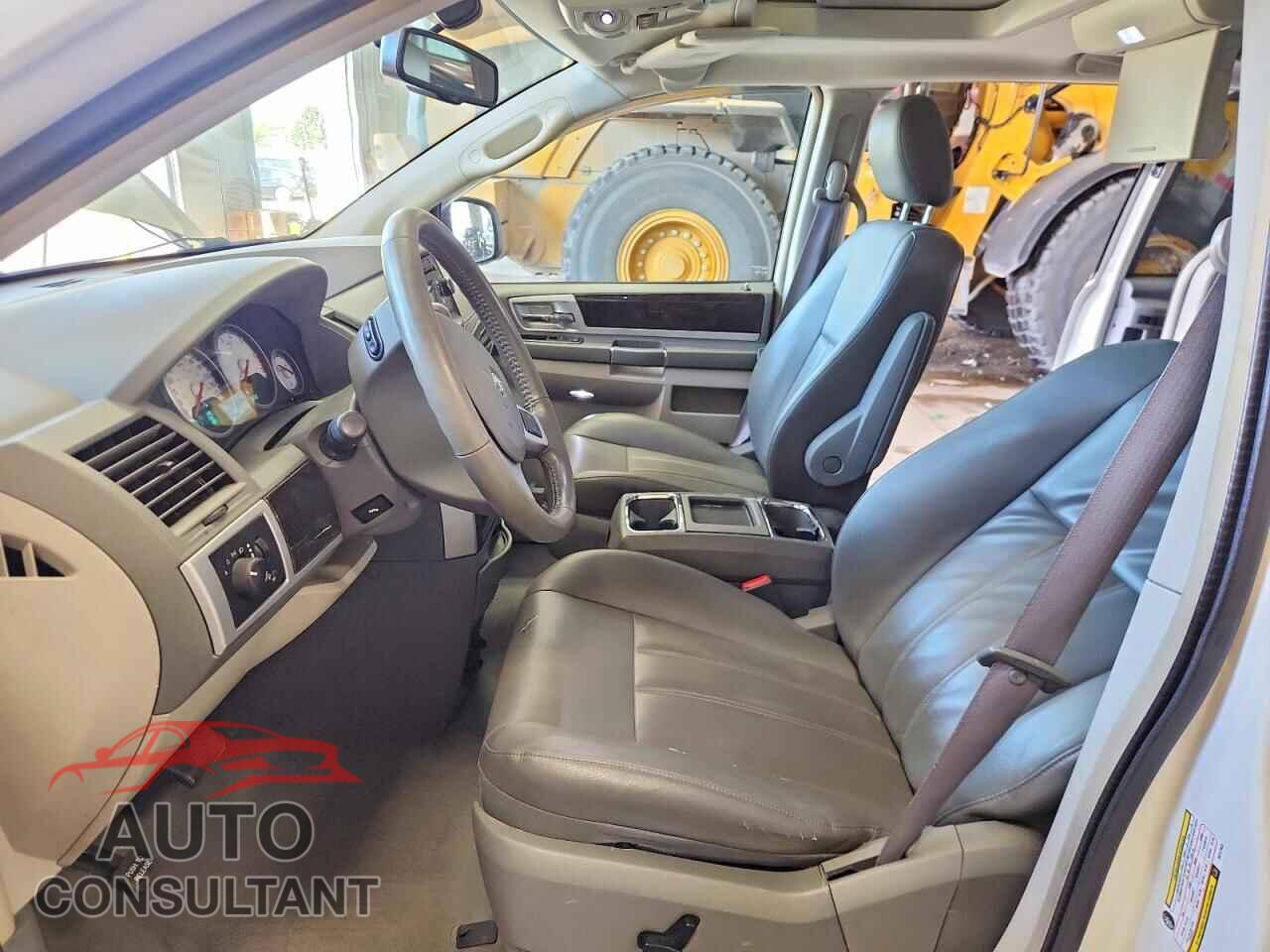 DODGE CARAVAN 2010 - 2D4RN5DX4AR147834