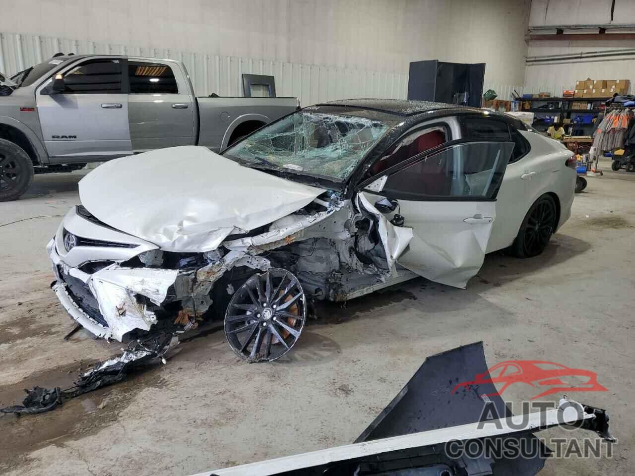 TOYOTA CAMRY 2023 - 4T1K61AK3PU145657