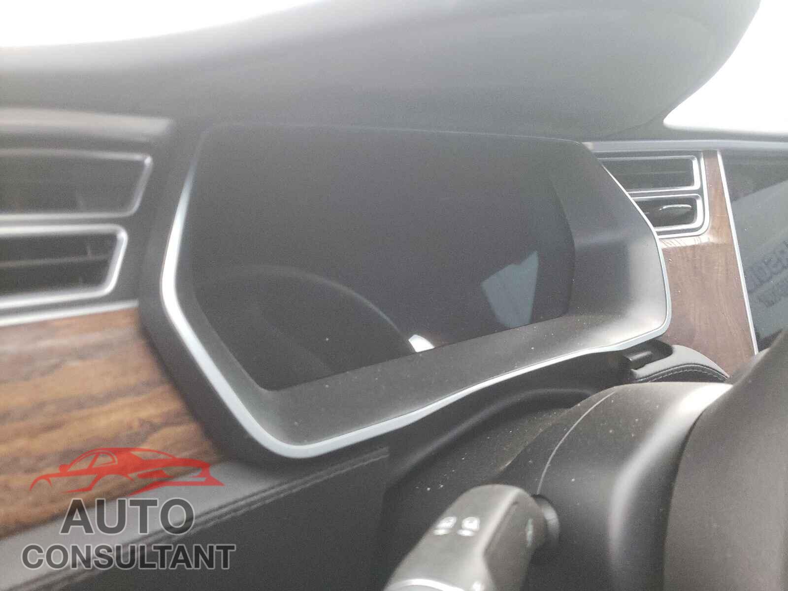 TESLA MODEL S 2017 - 5YJSA1E17HF232749