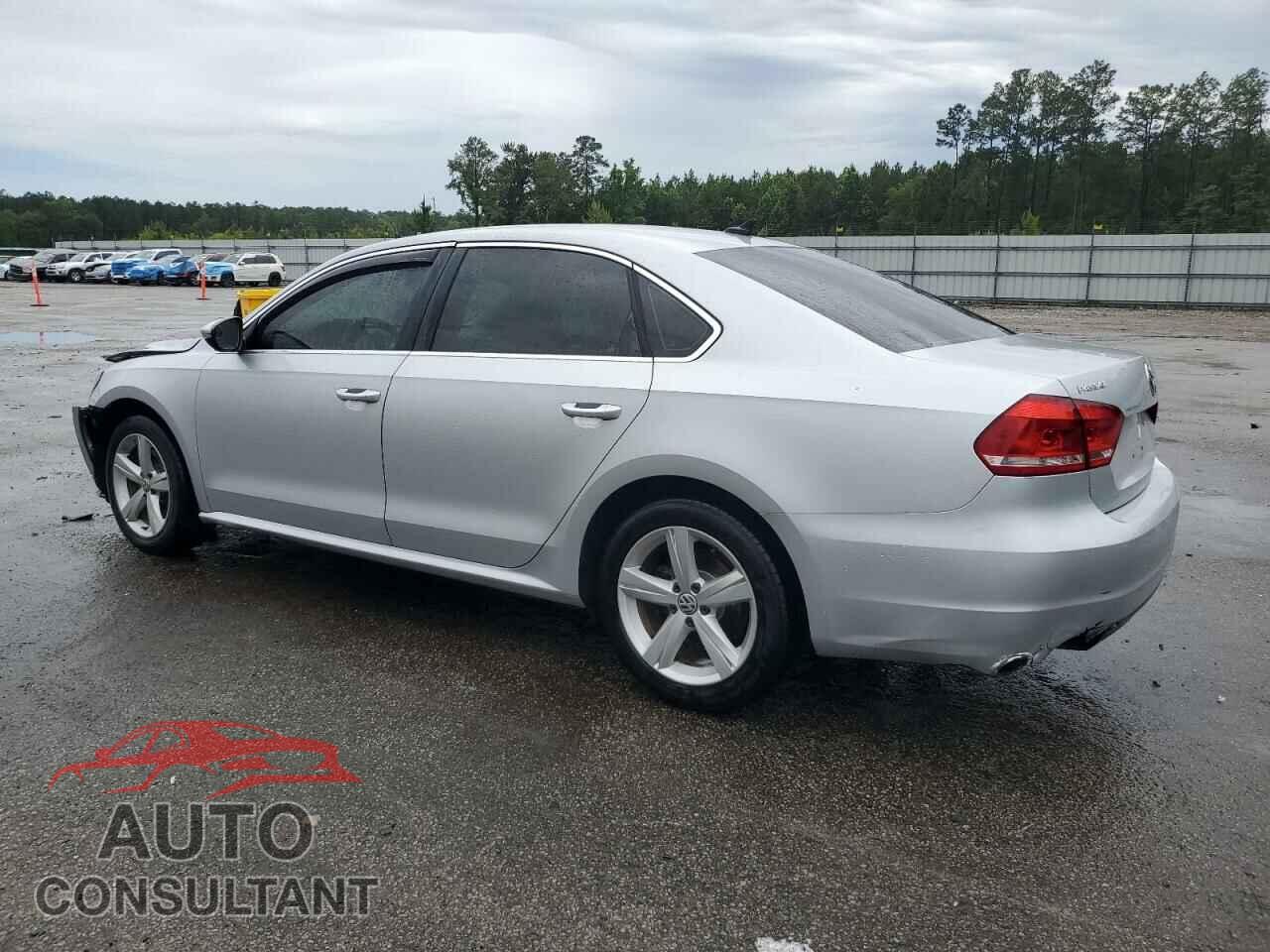 VOLKSWAGEN PASSAT 2012 - 1VWBN7A39CC024082