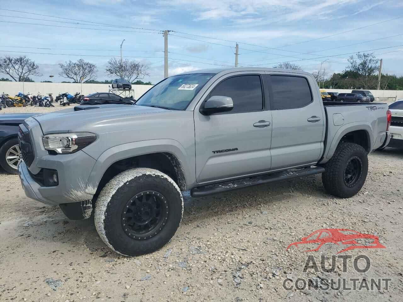 TOYOTA TACOMA 2018 - 3TMAZ5CN9JM060856