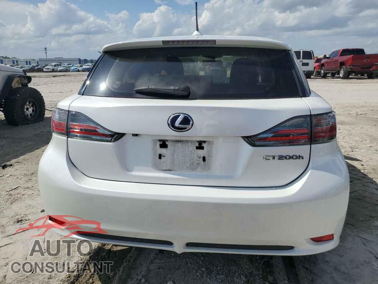 LEXUS CT 200 2011 - JTHKD5BH1B2038579
