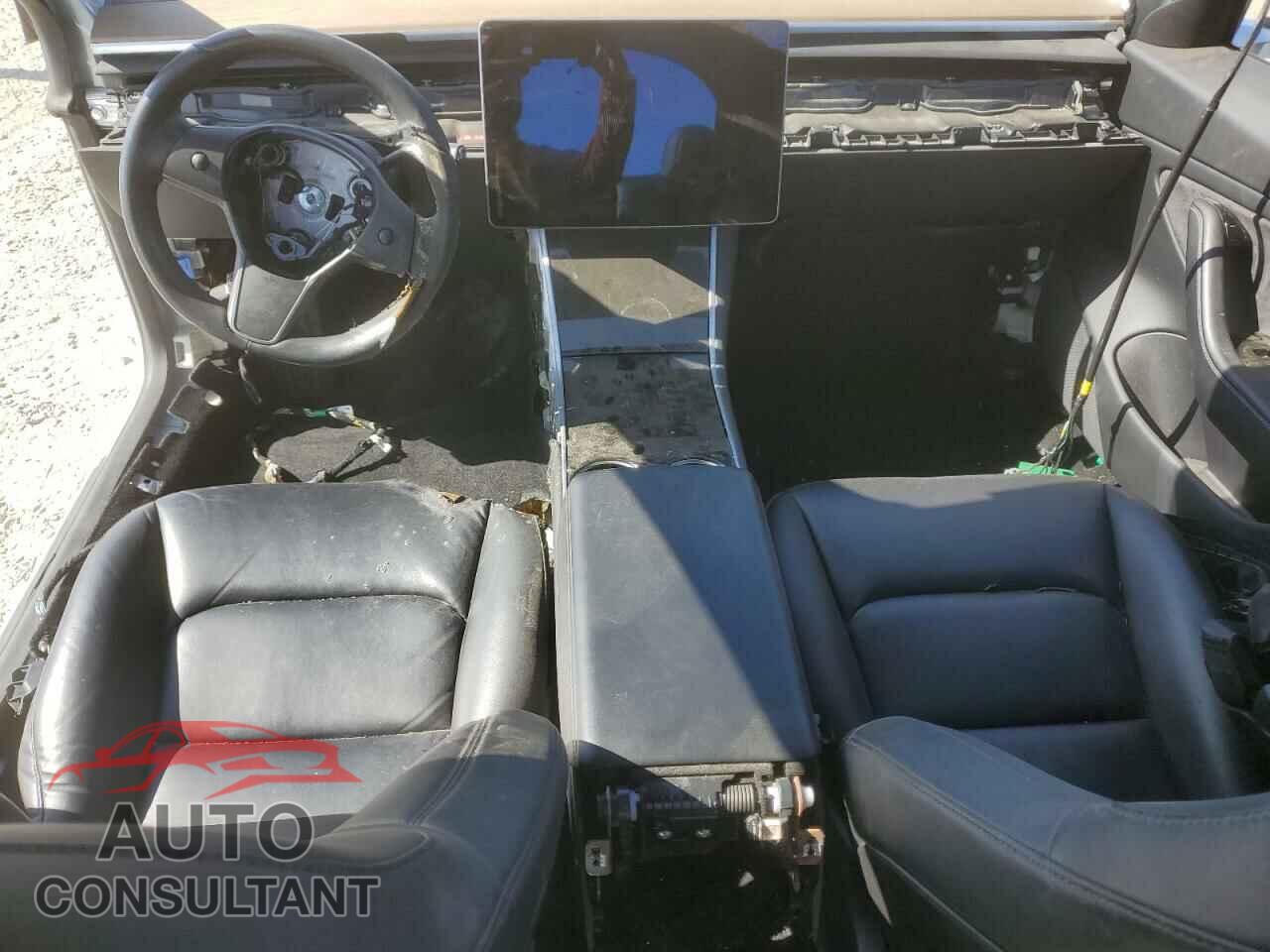 TESLA MODEL 3 2019 - 5YJ3E1EB7KF433463