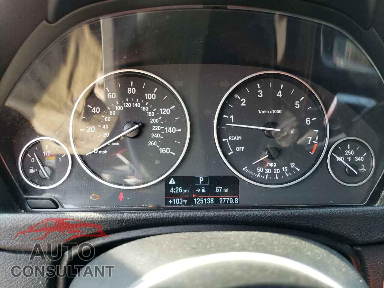 BMW 3 SERIES 2016 - WBA8E1G55GNU11187