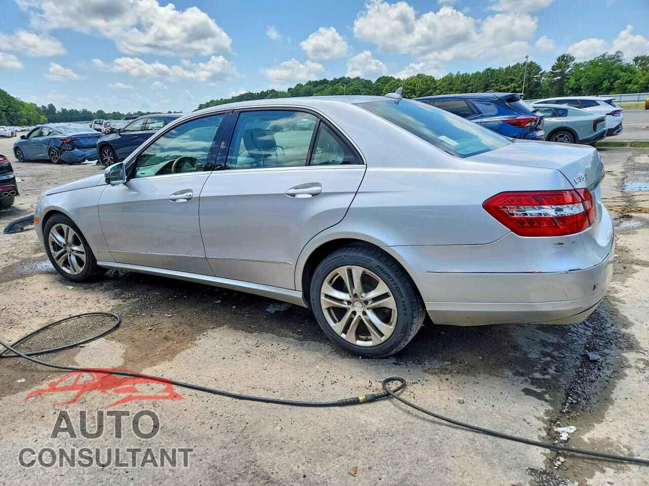 MERCEDES-BENZ E-CLASS 2011 - WDDHF5GB7BA399126