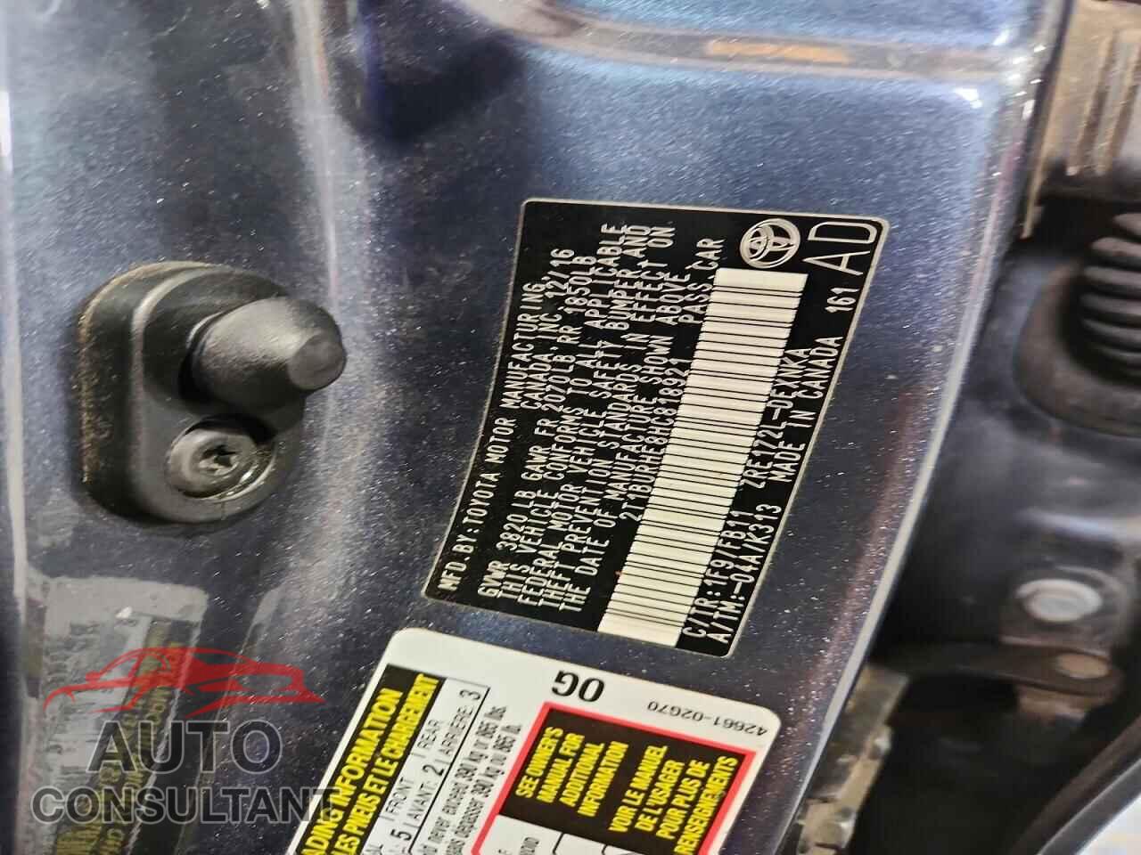 TOYOTA COROLLA 2017 - 2T1BURHE8HC818921