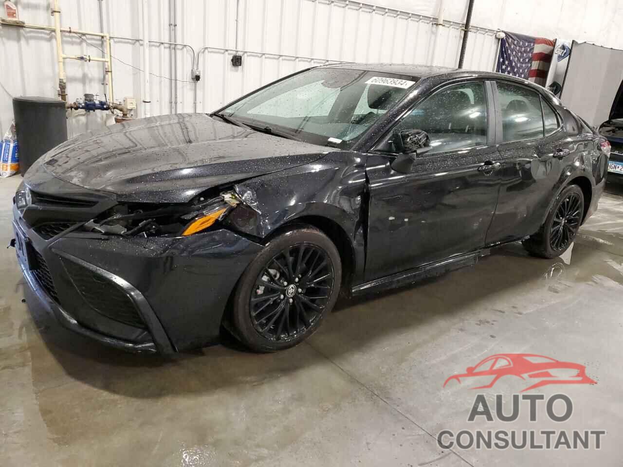 TOYOTA CAMRY 2021 - 4T1G11AK0MU439081