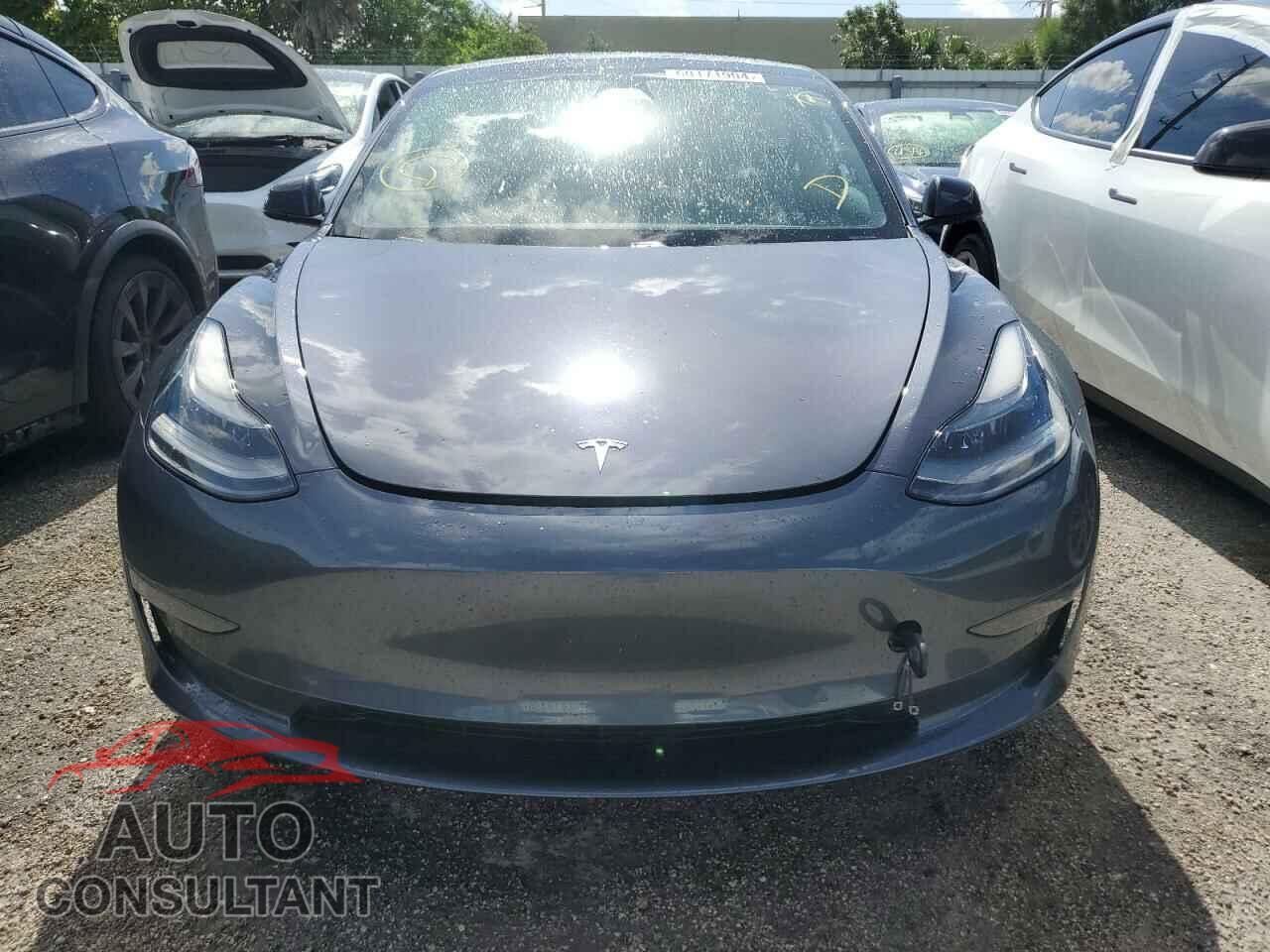 TESLA MODEL 3 2021 - 5YJ3E1EA4MF058755