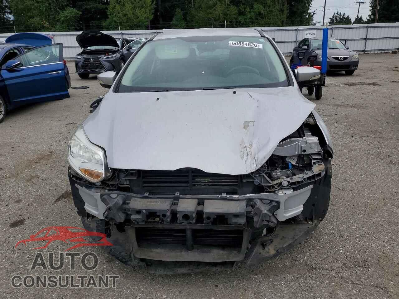 FORD FOCUS 2013 - 1FADP3K21DL314103