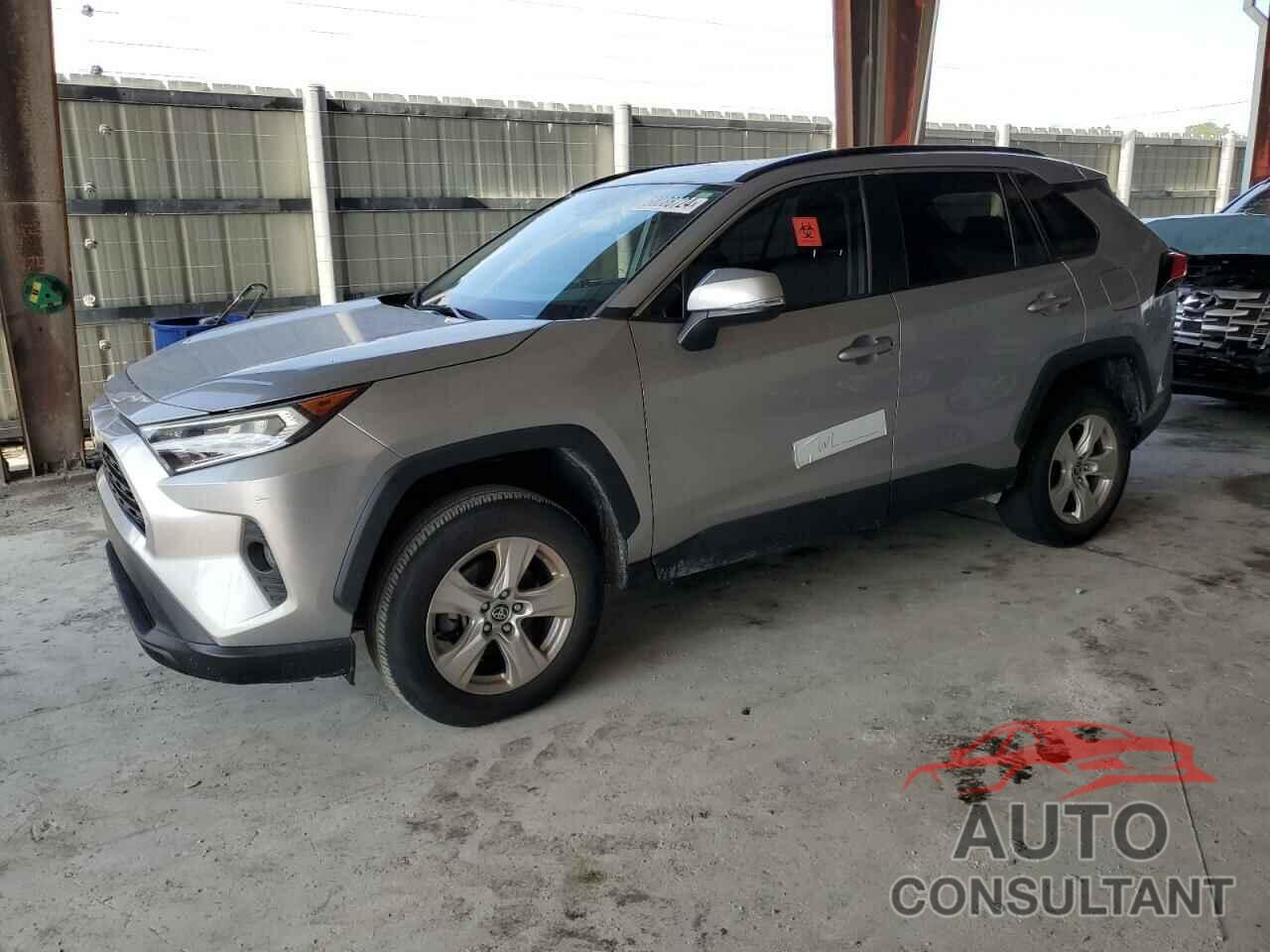 TOYOTA RAV4 2021 - 2T3W1RFV9MC150433