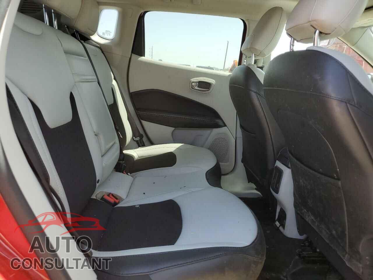 JEEP COMPASS 2019 - 3C4NJCBB1KT743257