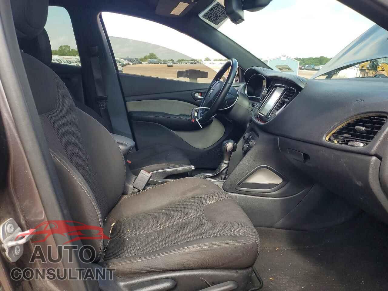 DODGE DART 2015 - 1C3CDFBB1FD406975