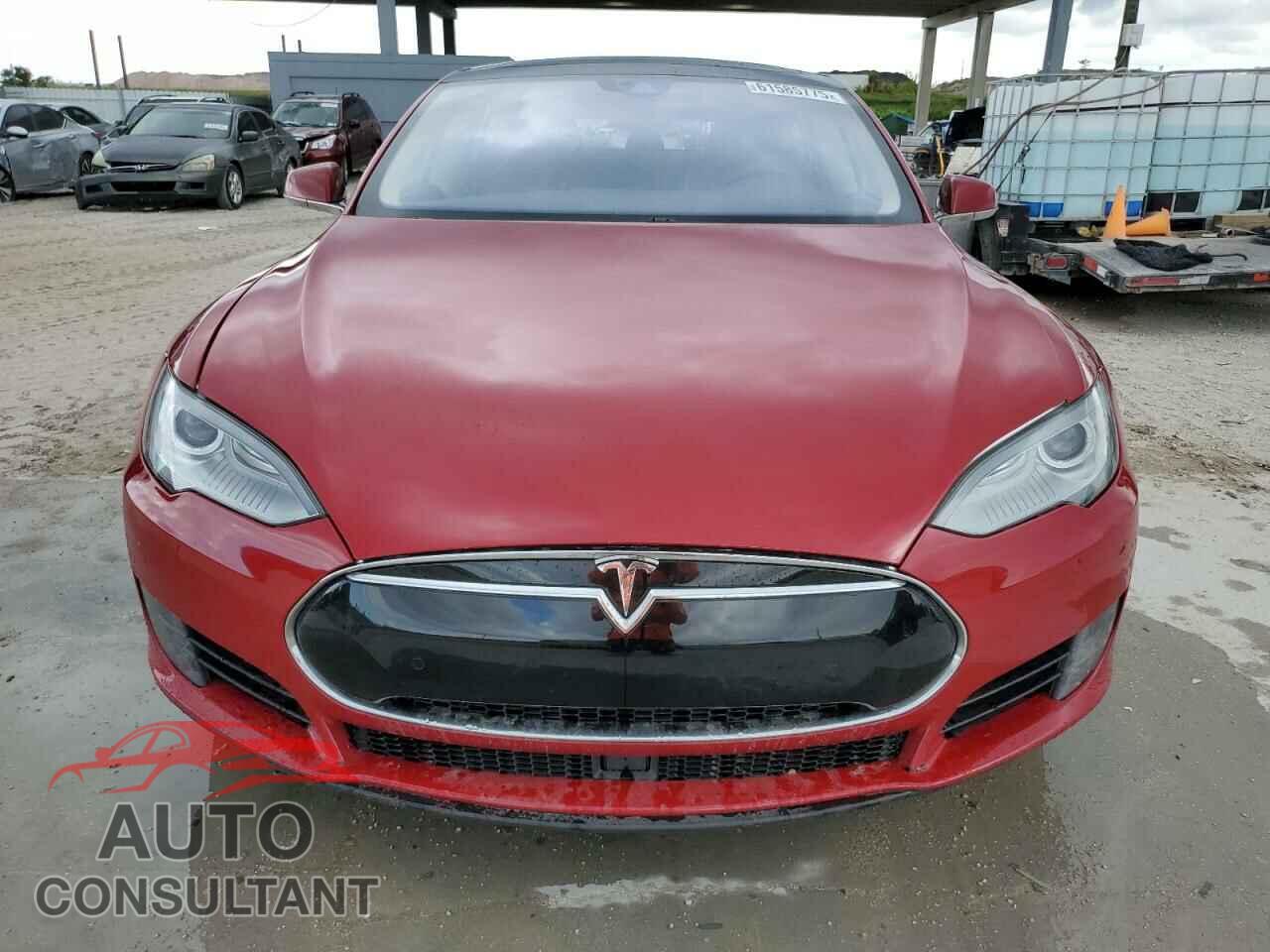 TESLA MODEL S 2015 - 5YJSA1V1XFF098395