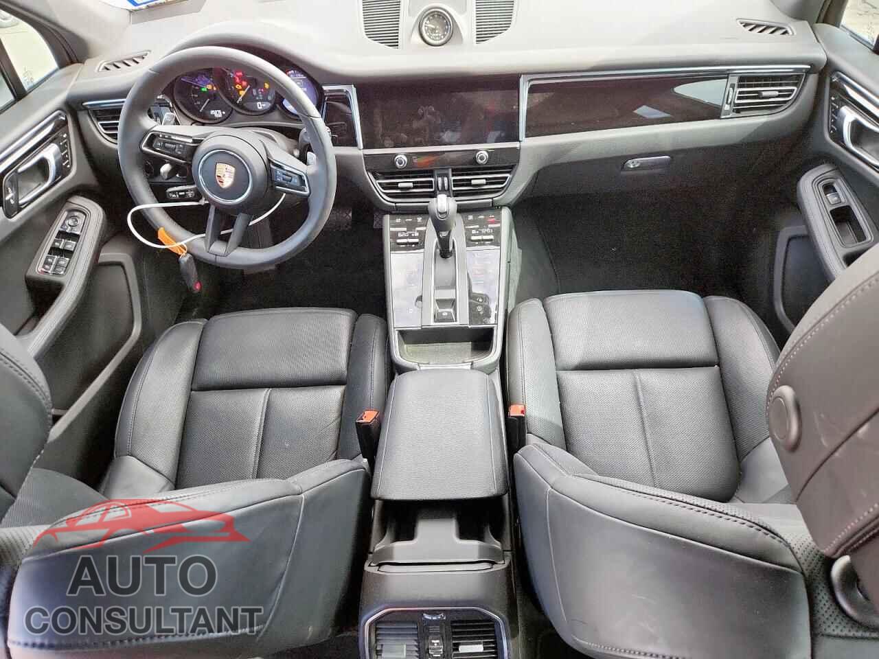 PORSCHE MACAN BASE 2024 - WP1AA2A52RLB00960