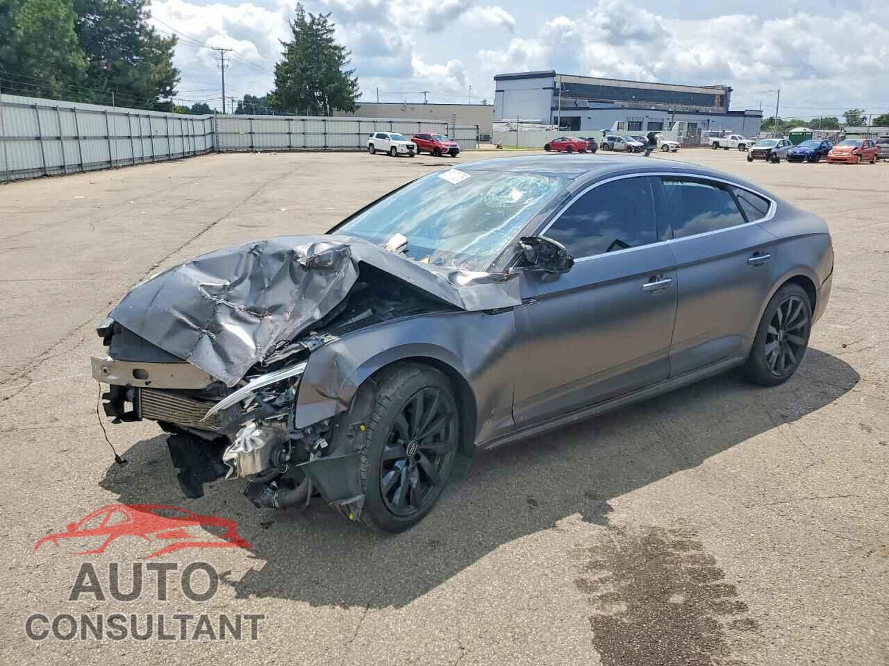 AUDI A5 2018 - WAUANCF53JA007768