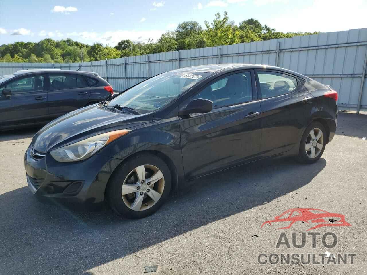 HYUNDAI ELANTRA 2013 - 5NPDH4AE9DH257856