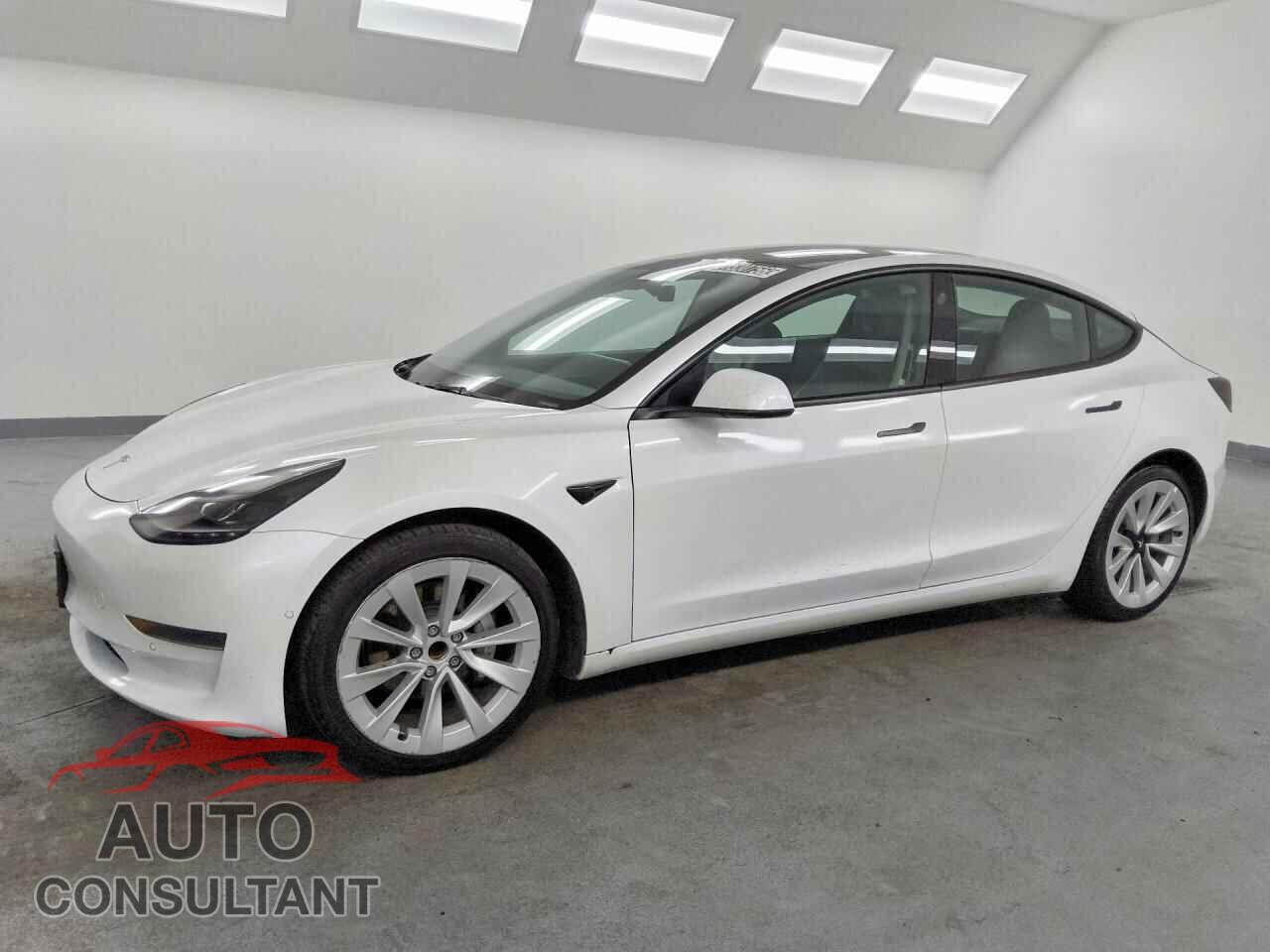 TESLA MODEL 3 2022 - 5YJ3E1EA6NF371145