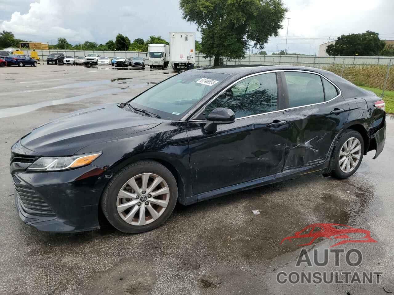 TOYOTA CAMRY 2018 - 4T1B11HK3JU591125