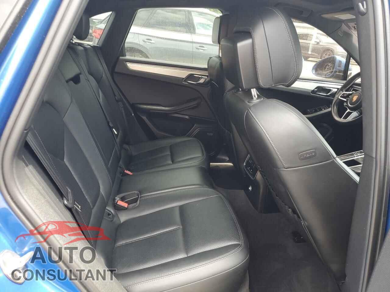 PORSCHE MACAN 2015 - WP1AB2A59FLB66334