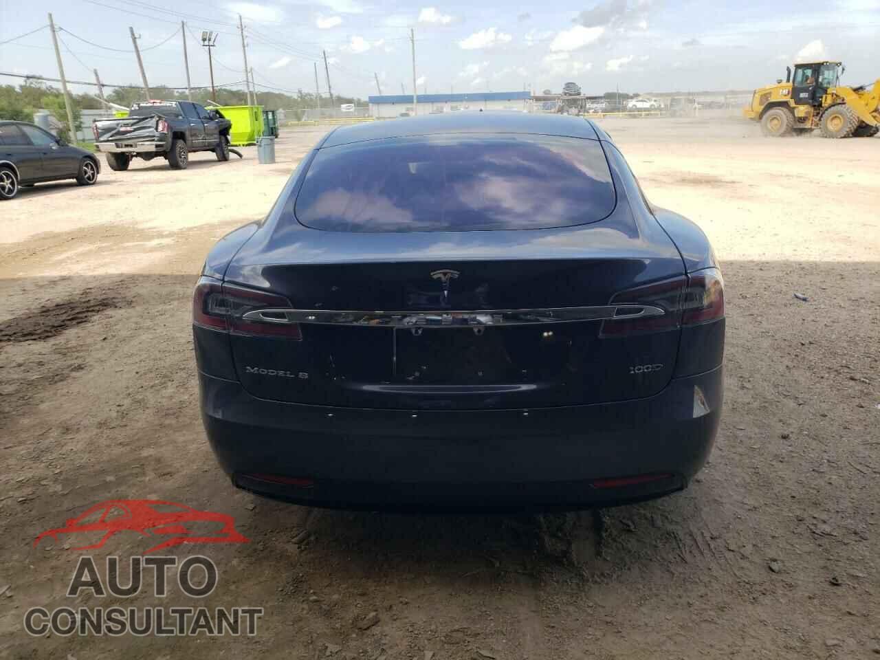 TESLA MODEL S 2017 - 5YJSA1E25HF209897