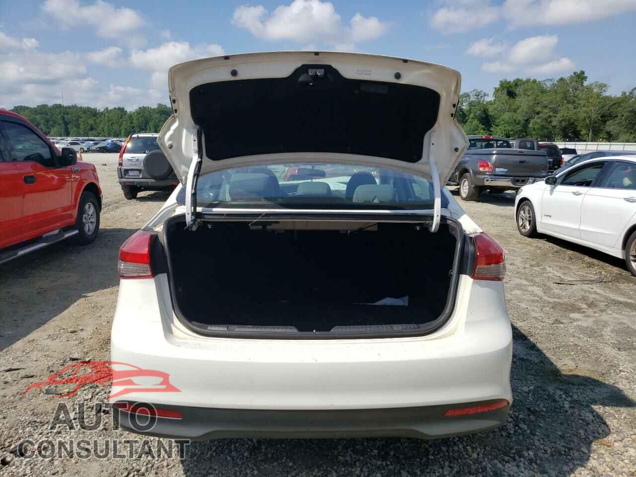 KIA FORTE 2017 - 3KPFK4A72HE053356