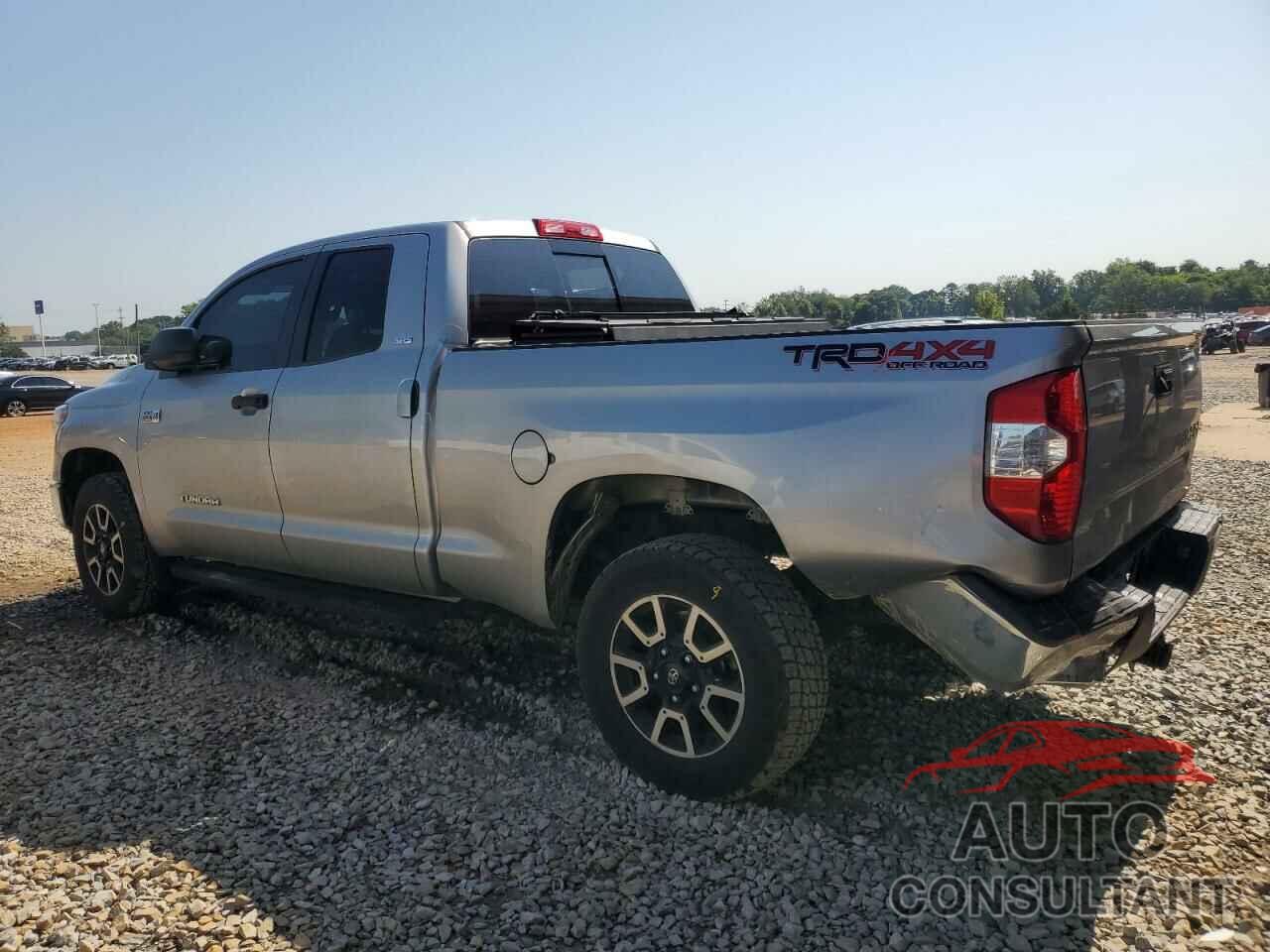 TOYOTA TUNDRA 2018 - 5TFUW5F11JX696180