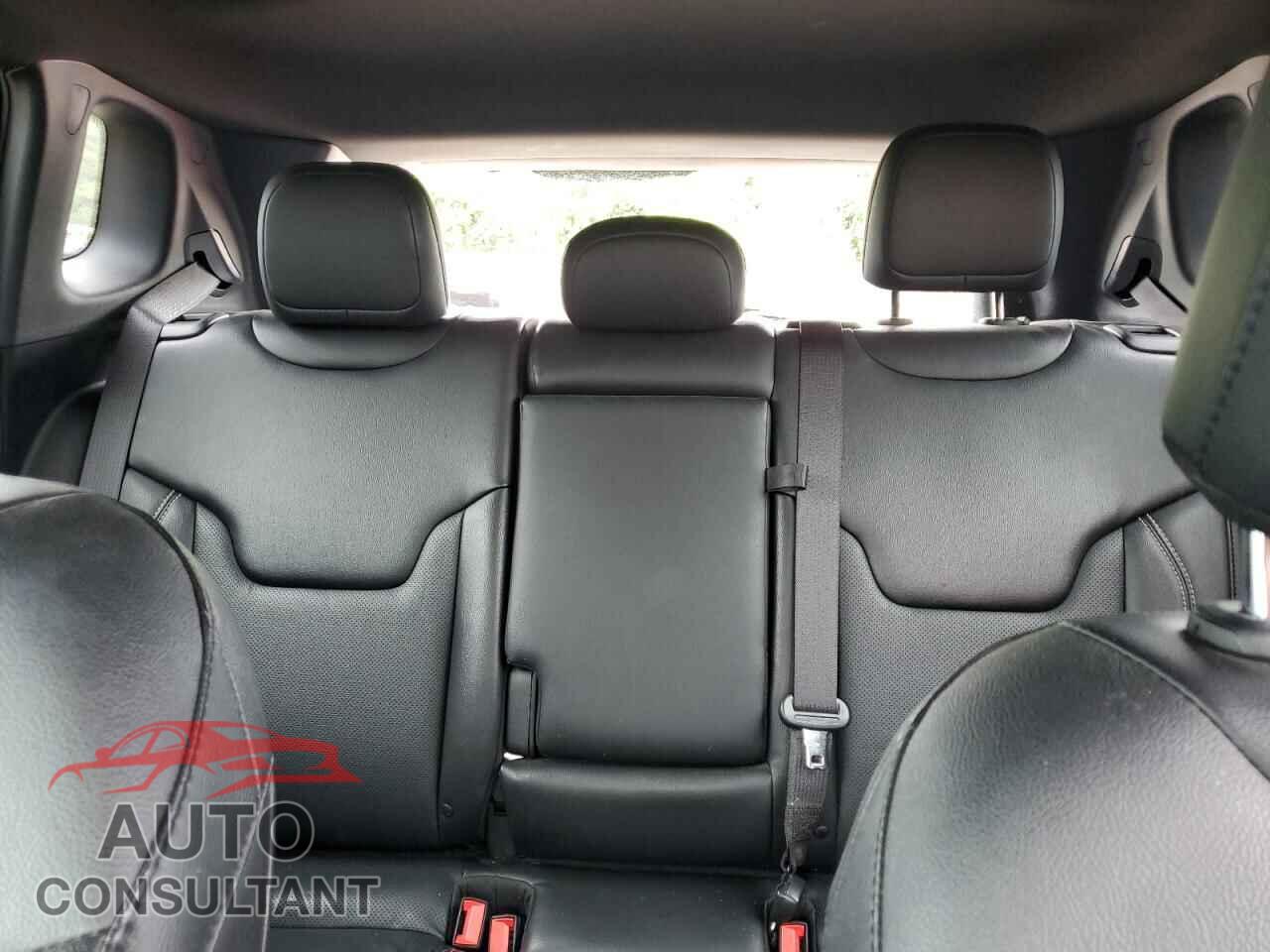 JEEP COMPASS 2021 - 3C4NJDEB8MT516944