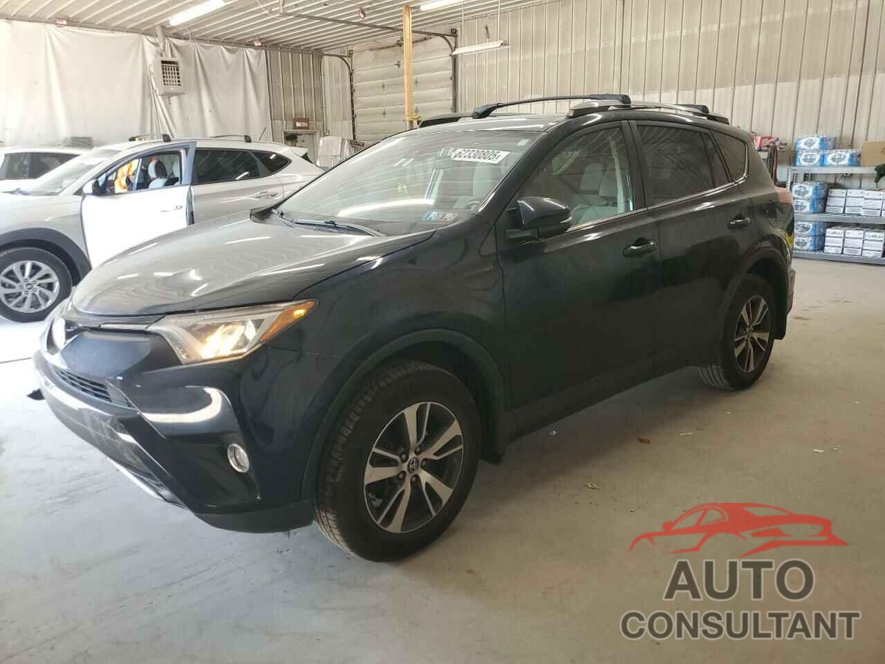 TOYOTA RAV4 2018 - JTMRFREV8JJ233103