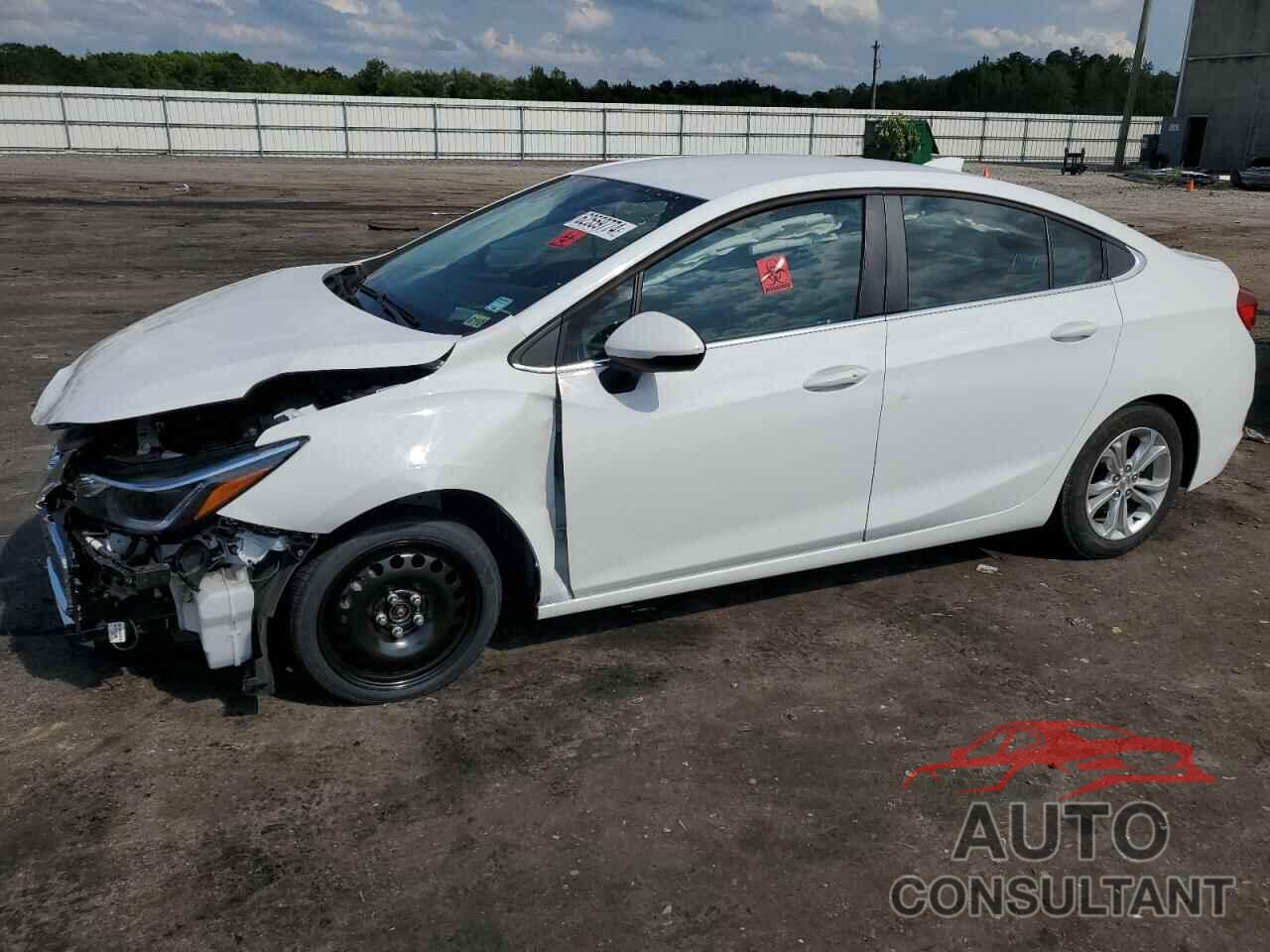 CHEVROLET CRUZE 2019 - 1G1BE5SM6K7143142