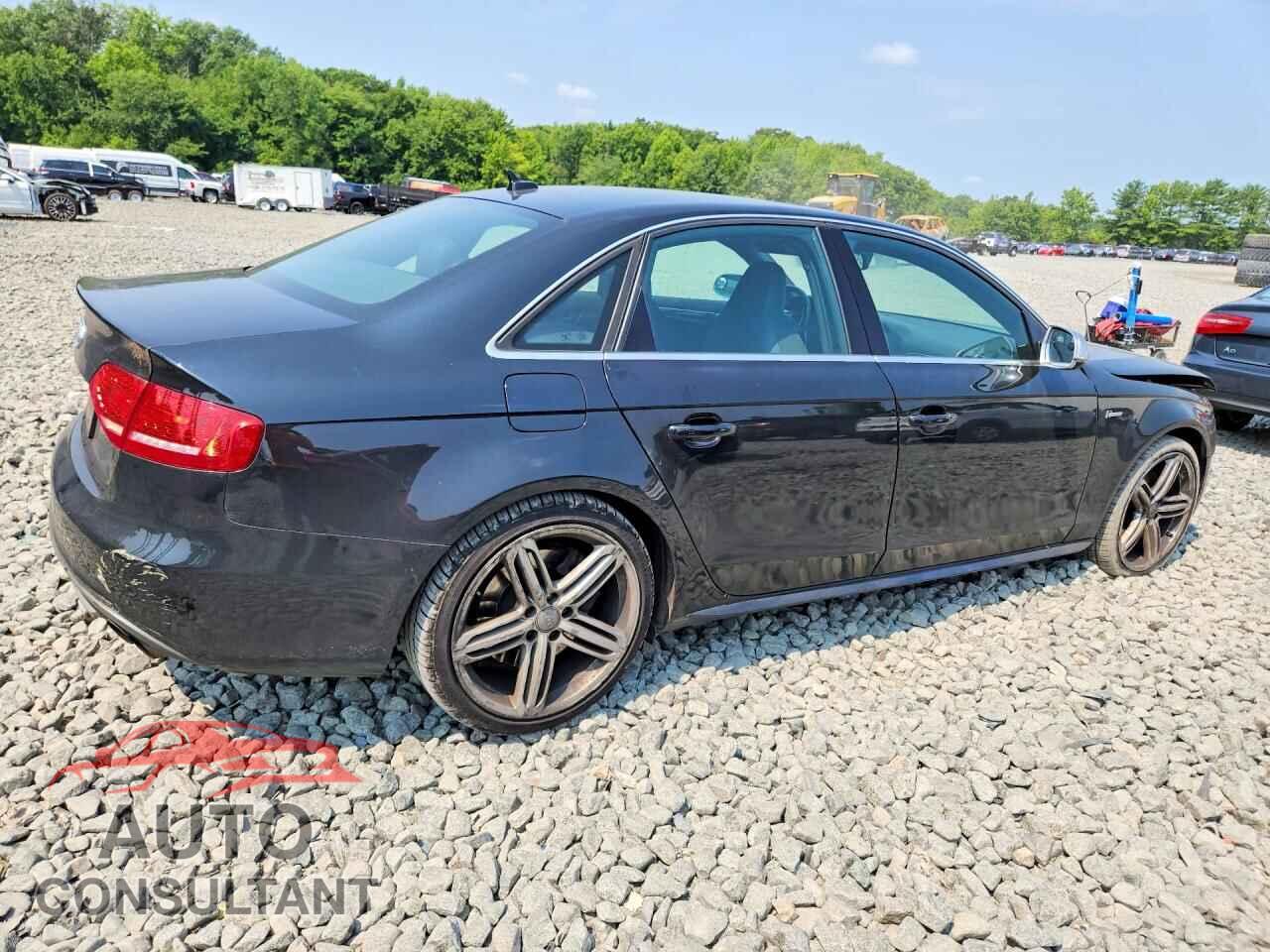 AUDI S4/RS4 2011 - WAUDGAFL4BA040869