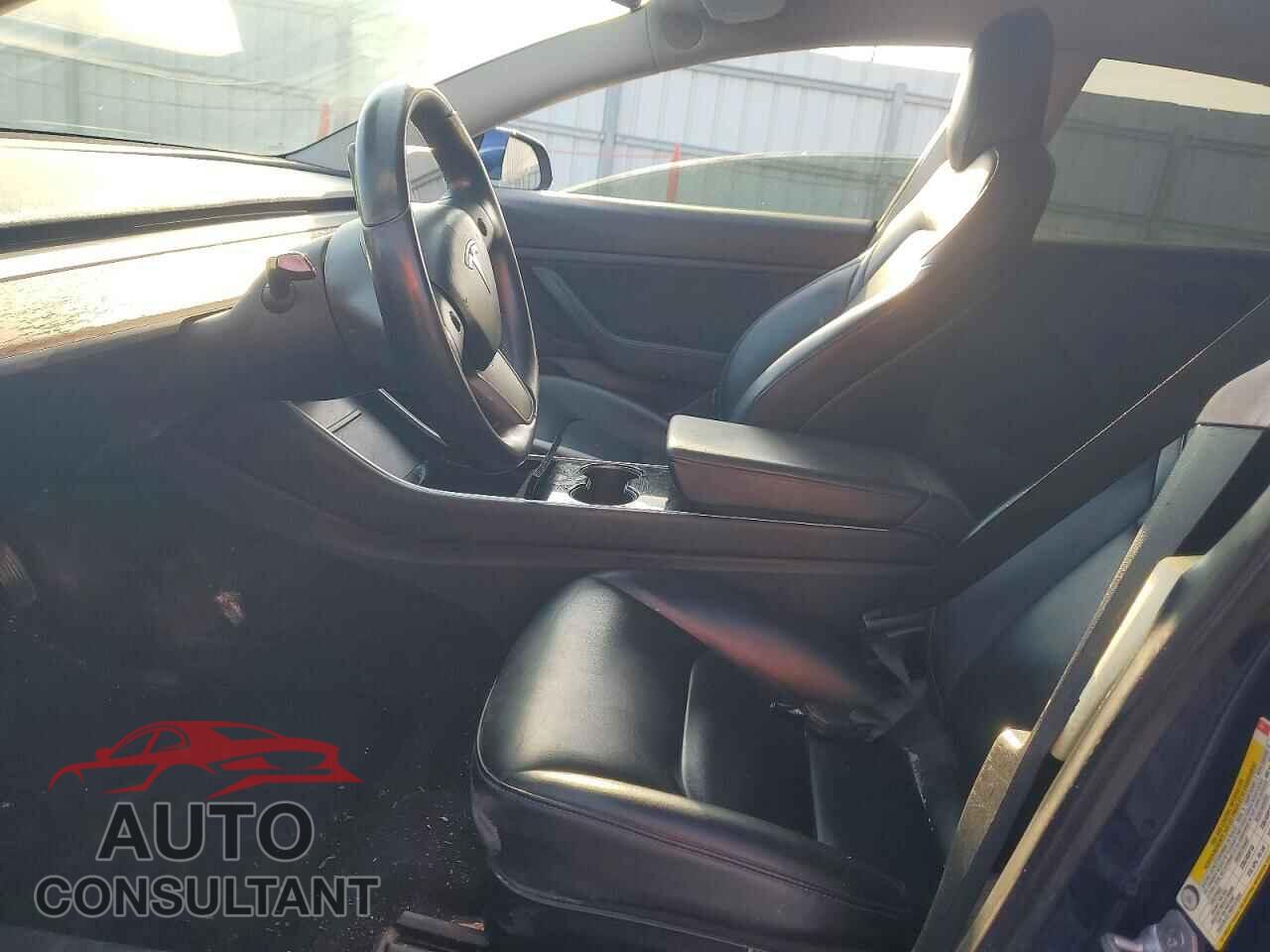TESLA MODEL 3 2019 - 5YJ3E1EA5KF416555