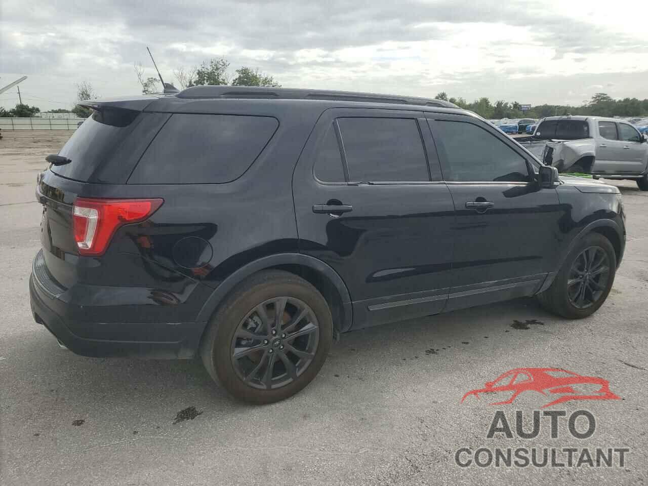 FORD EXPLORER 2018 - 1FM5K7D89JGC52102