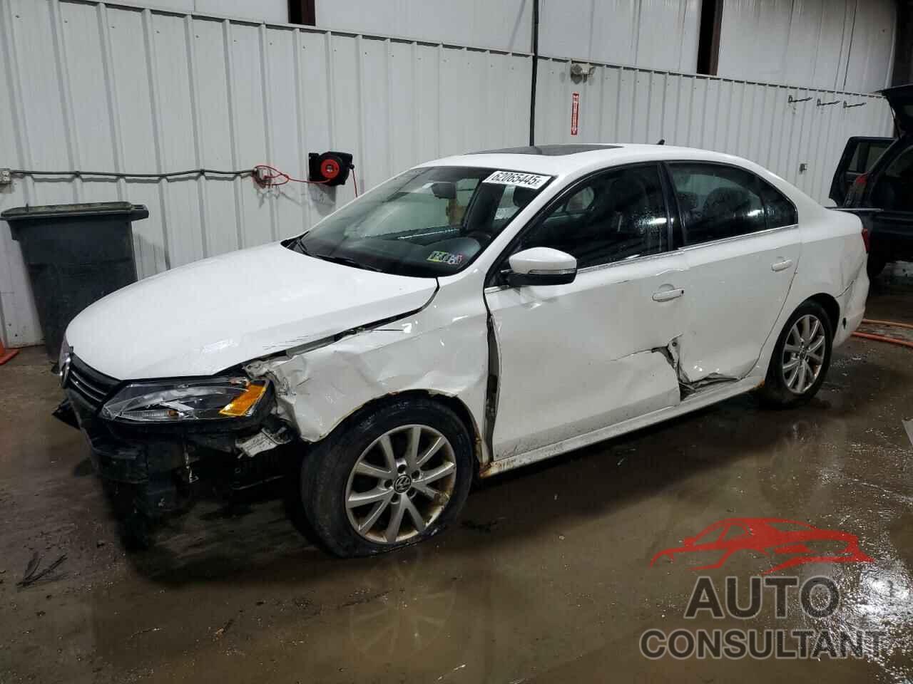 VOLKSWAGEN JETTA 2013 - 3VWDP7AJ9DM355097