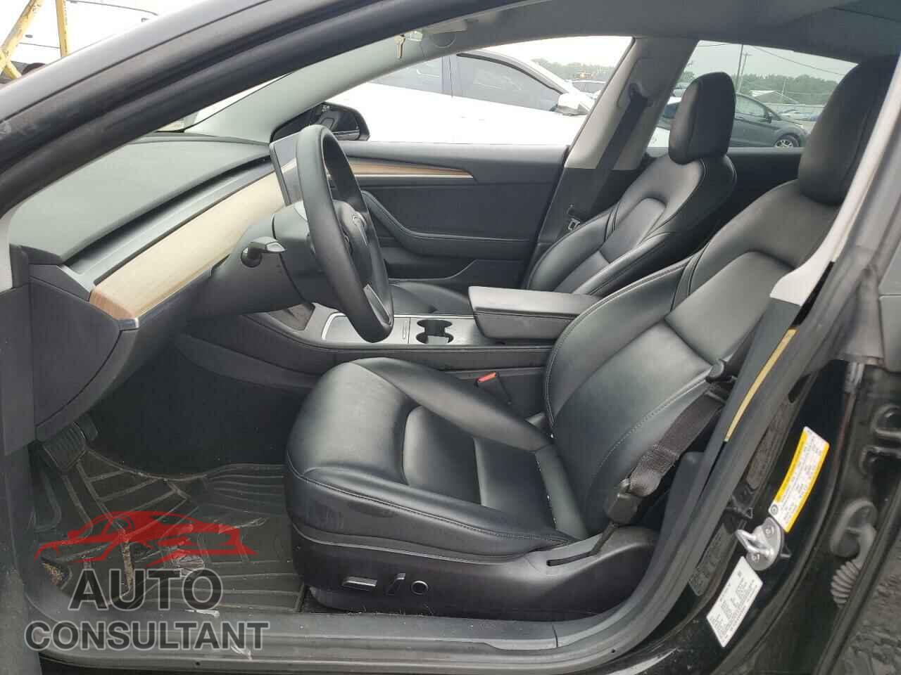TESLA MODEL 3 2021 - 5YJ3E1EA2MF985334